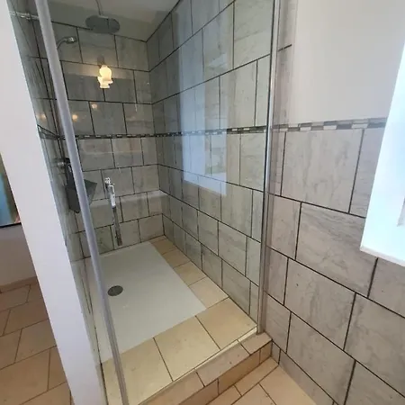 De La Salle Gite 8 Personnes A La Campagne Avec Jacuzzi 4 Chambres 3 Wc Rivarennes  Esterno foto