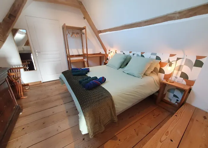 De La Salle Gite 8 Personnes A La Campagne Avec Jacuzzi 4 Chambres 3 Wc