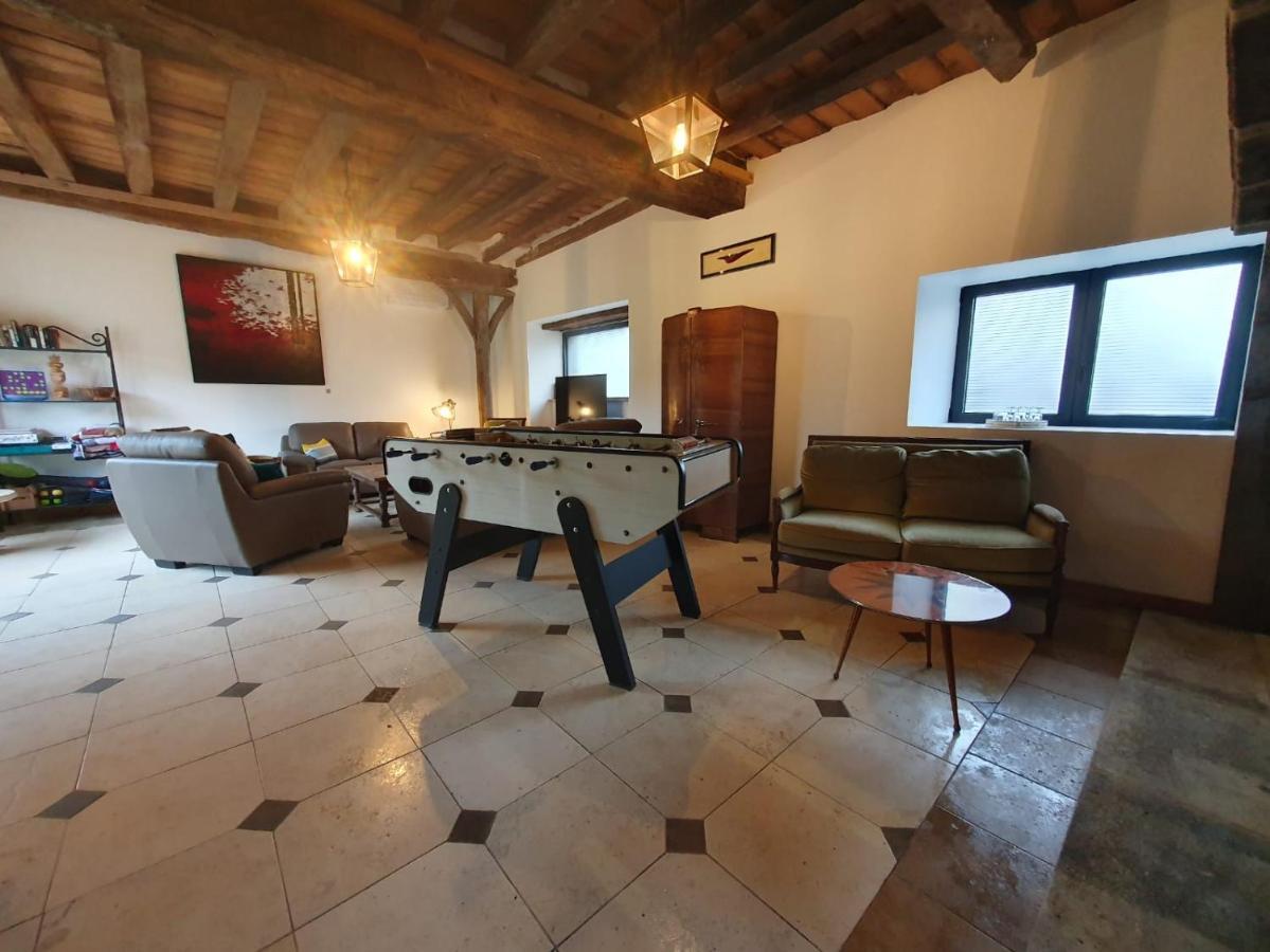 De La Salle 8 Personnes A La Campagne Avec Jacuzzi 4 3 Wc Ferienhaus *