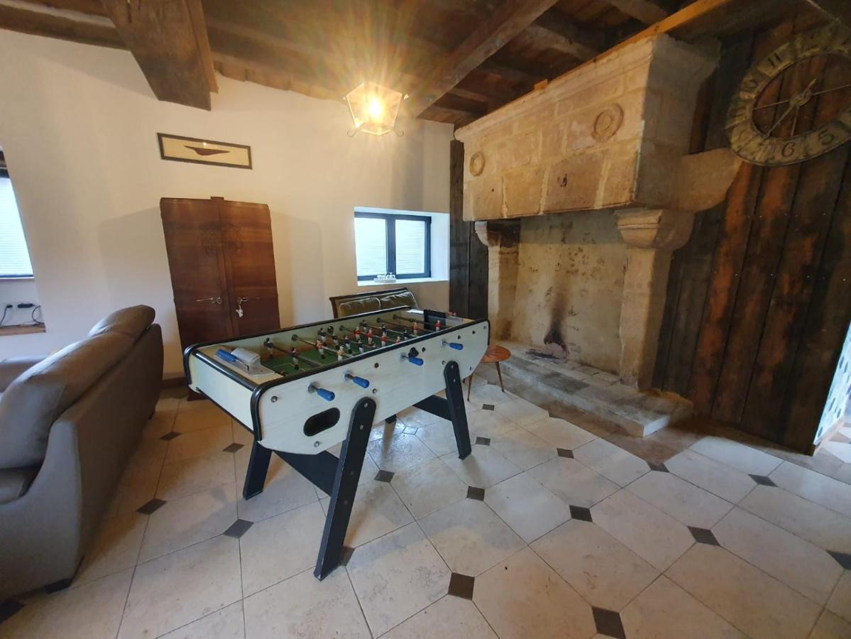 De La Salle 8 Personnes A La Campagne Avec Jacuzzi 4 3 Wc