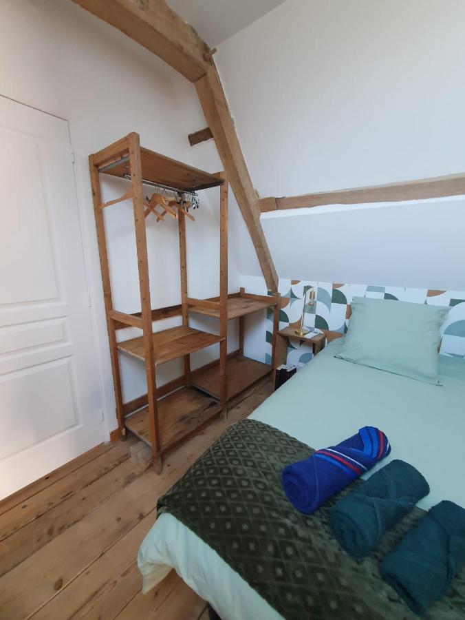 De La Salle 8 Personnes A La Campagne Avec Jacuzzi 4 3 Wc Ferienhaus