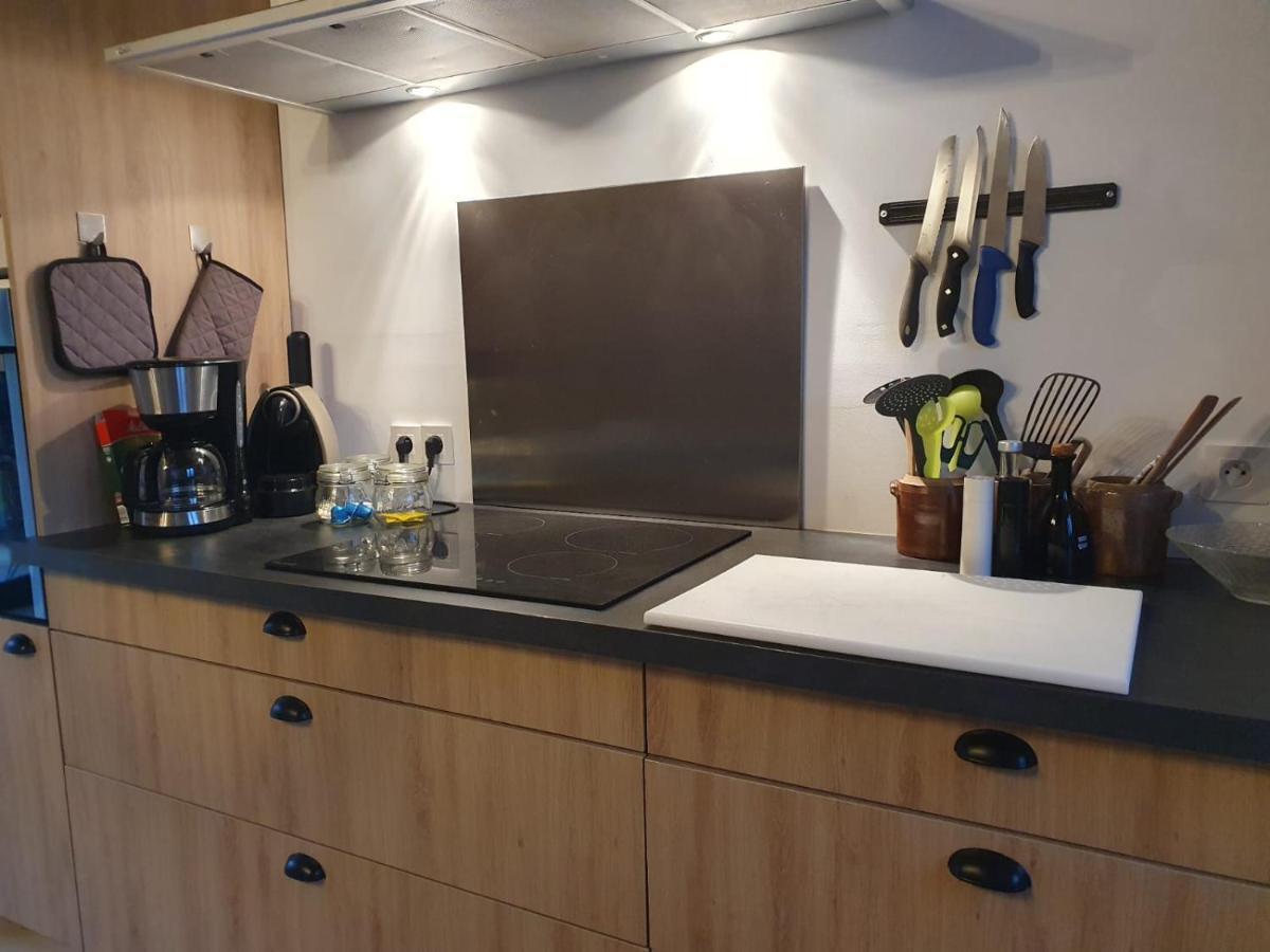 De La Salle 8 Personnes A La Campagne Avec Jacuzzi 4 3 Wc Ferienhaus