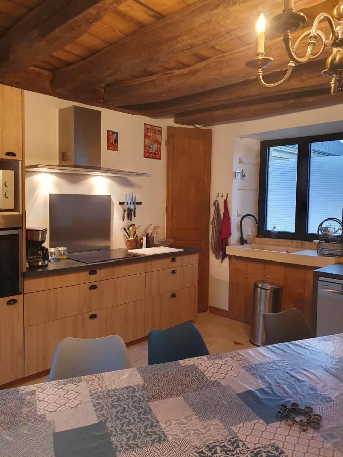 De La Salle 8 Personnes A La Campagne Avec Jacuzzi 4 3 Wc Ferienhaus *