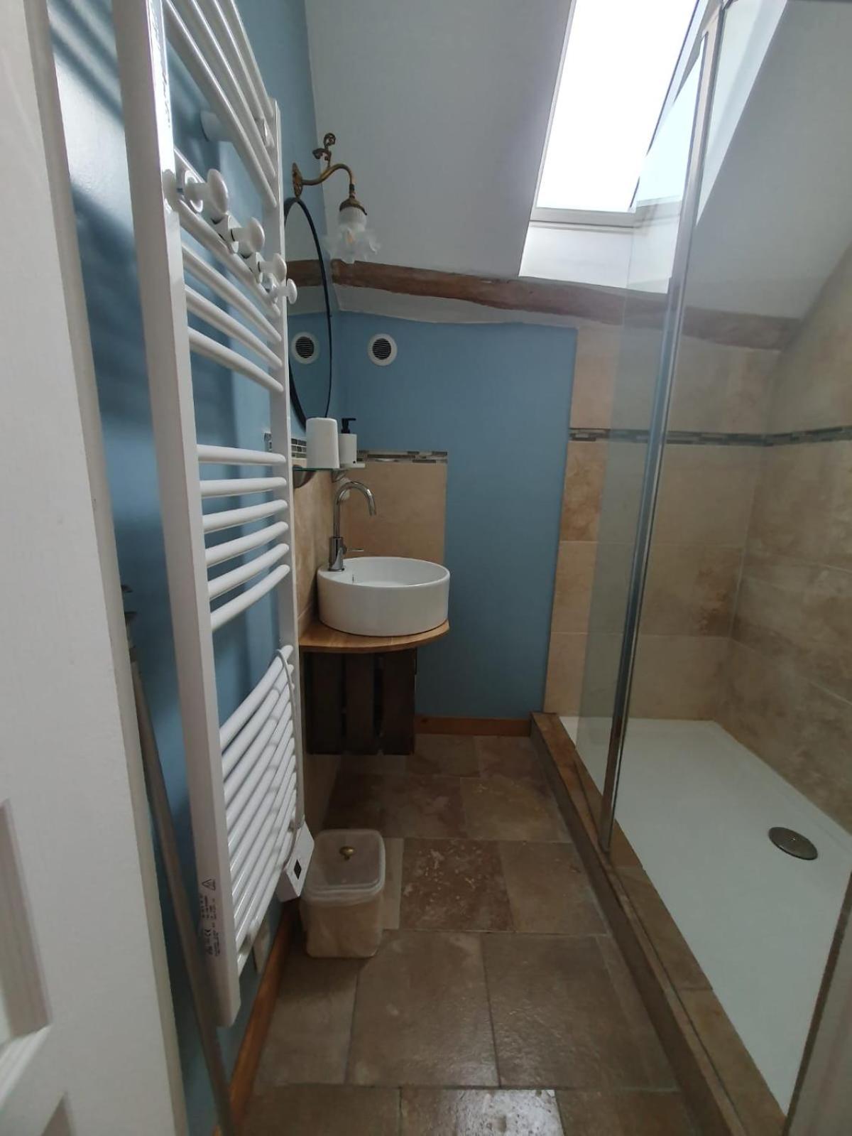 De La Salle 8 Personnes A La Campagne Avec Jacuzzi 4 3 Wc Rivarennes (Indre-et-Loire)