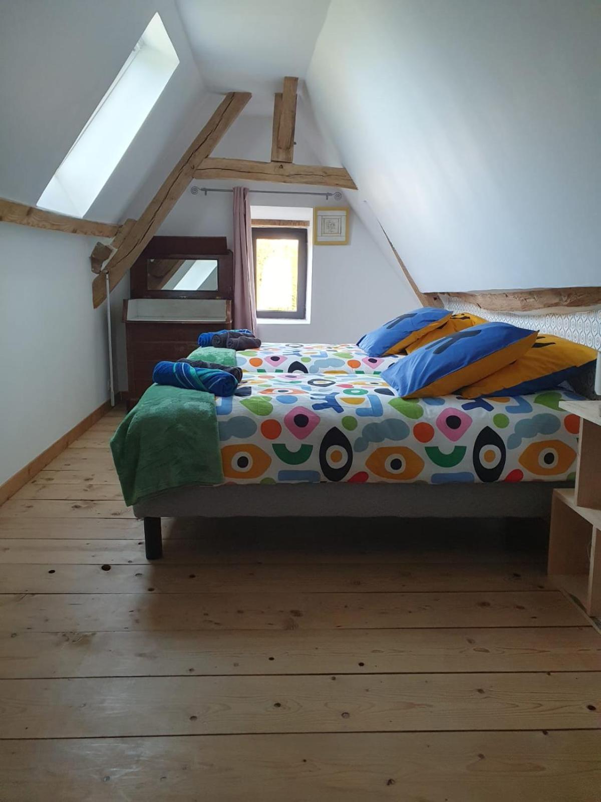 De La Salle 8 Personnes A La Campagne Avec Jacuzzi 4 3 Wc Ferienhaus *