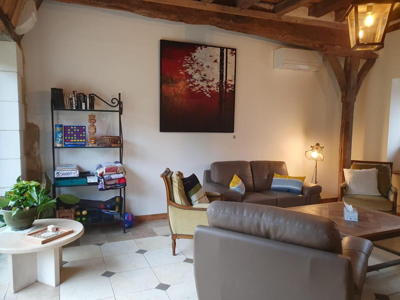 De La Salle 8 Personnes A La Campagne Avec Jacuzzi 4 3 Wc * Rivarennes (Indre-et-Loire)
